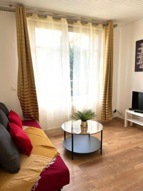 Charmant logement situé en plein verdure et au centre ville de Rosny Sous Bois